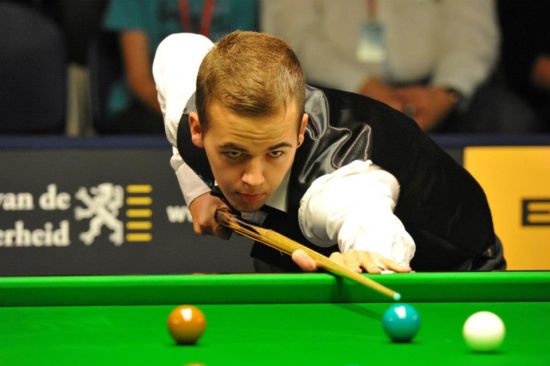 于在比赛中 于在比赛中