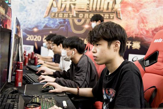 俱乐部之间 俱乐部之间