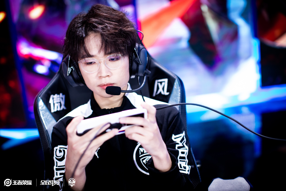 超越年龄的 超越年龄的