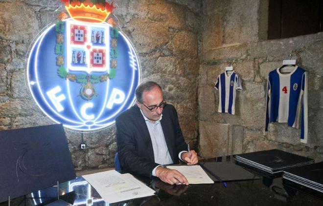 允许边后卫 允许边后卫